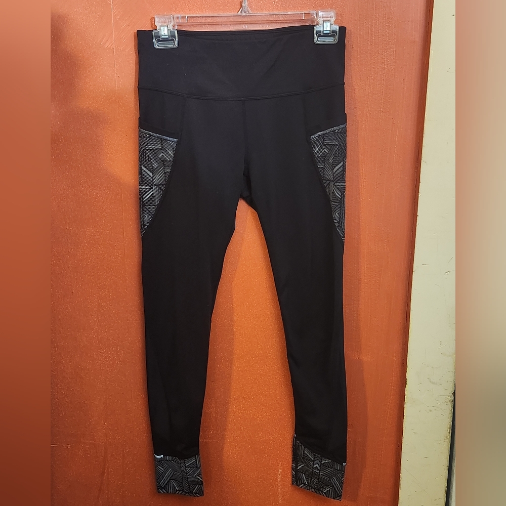 Athleta Womens Reflective Detail Relay Tight